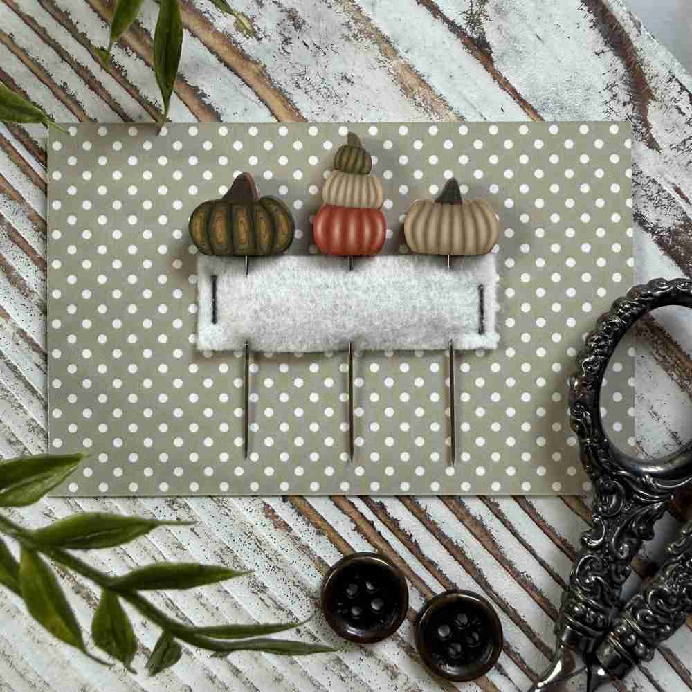 Pumpkins Small Pins Set