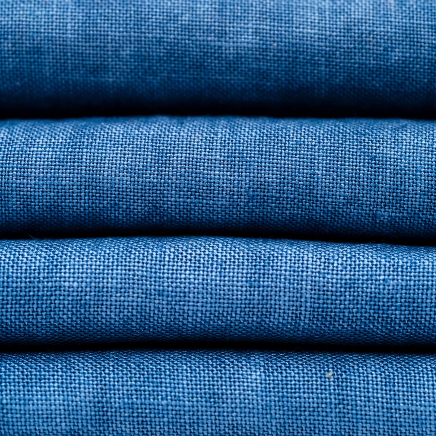 Delft Blue - 40ct Linen (Zweigart Base) (Fat Quarter)