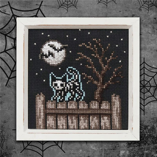 Skelecat in the Moonlight
