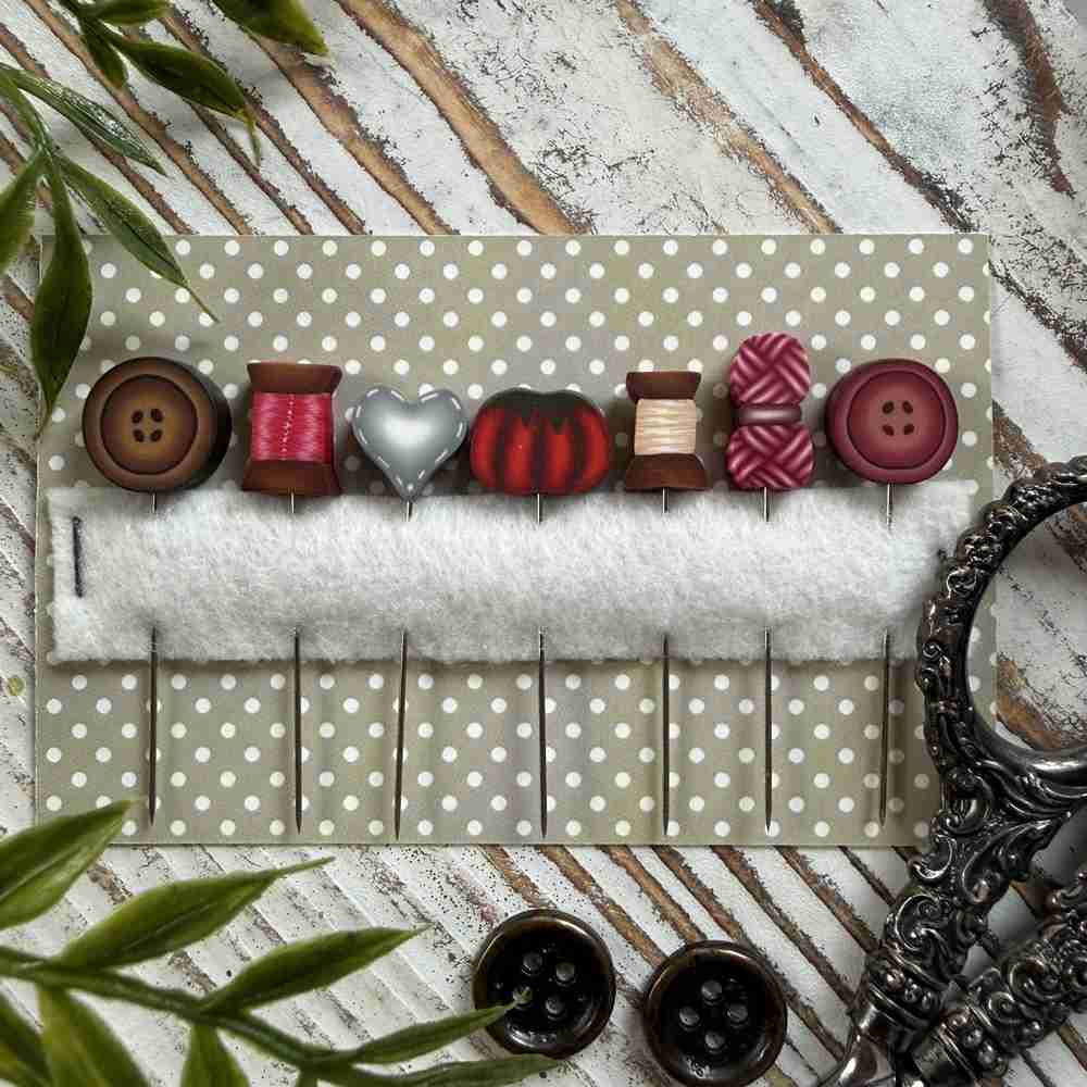 Crafty Pins Set