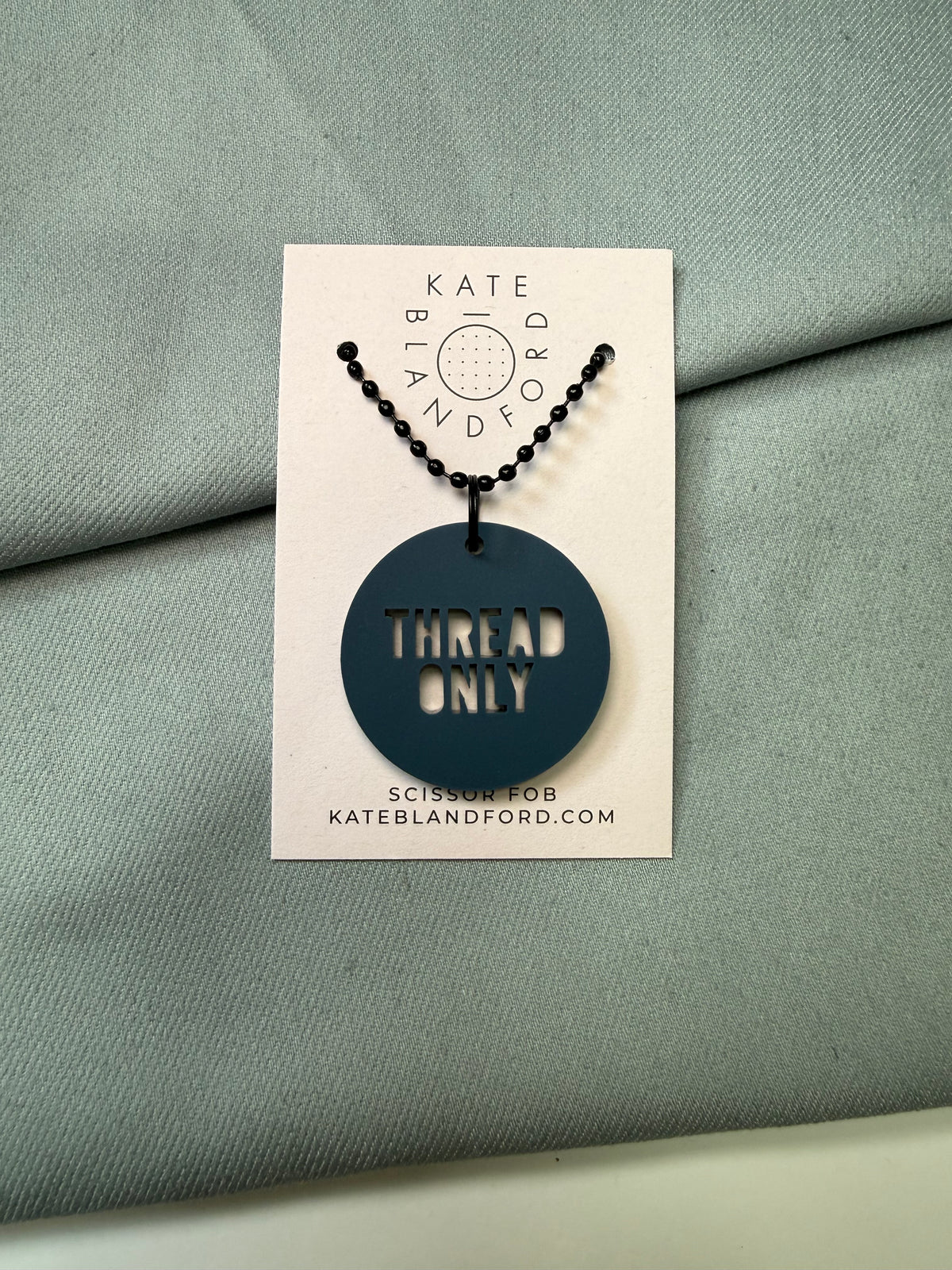 "Thread only" Circle Scissor Fob